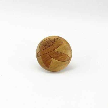 Beech Engraved Wooden Knob (Leaves)