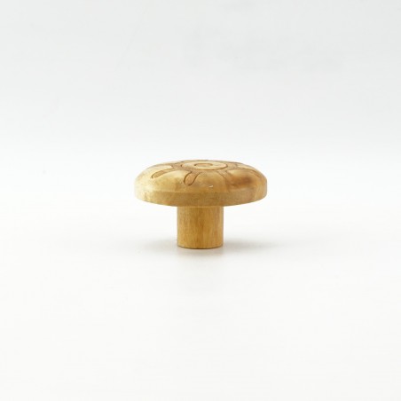 Beech Engraved Wooden Knob (Flower)