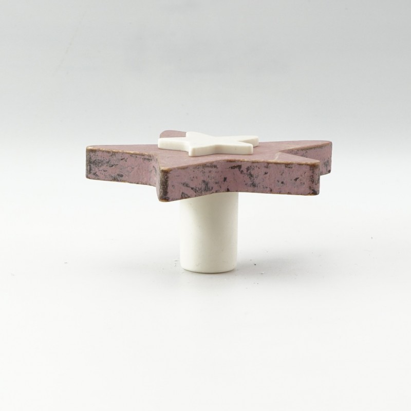 Red Crafty Wooden Star Knob