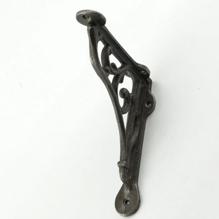 'Scornhill' Heritage Shelf Bracket