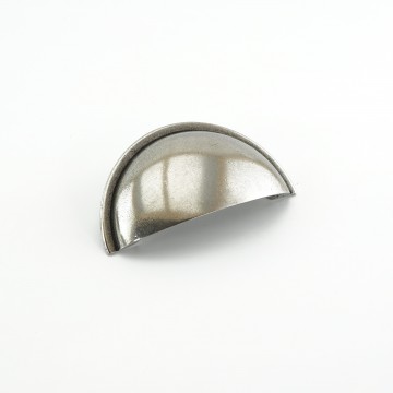 Pewter 'Chester' Cup Pull