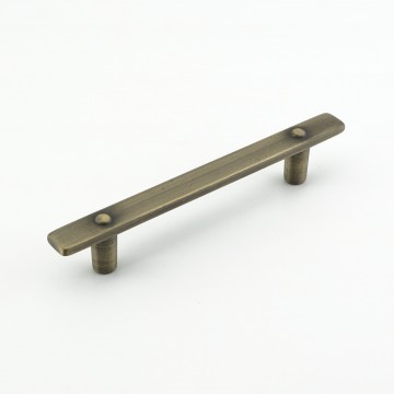 Arts and Crafts Lodge Pull...